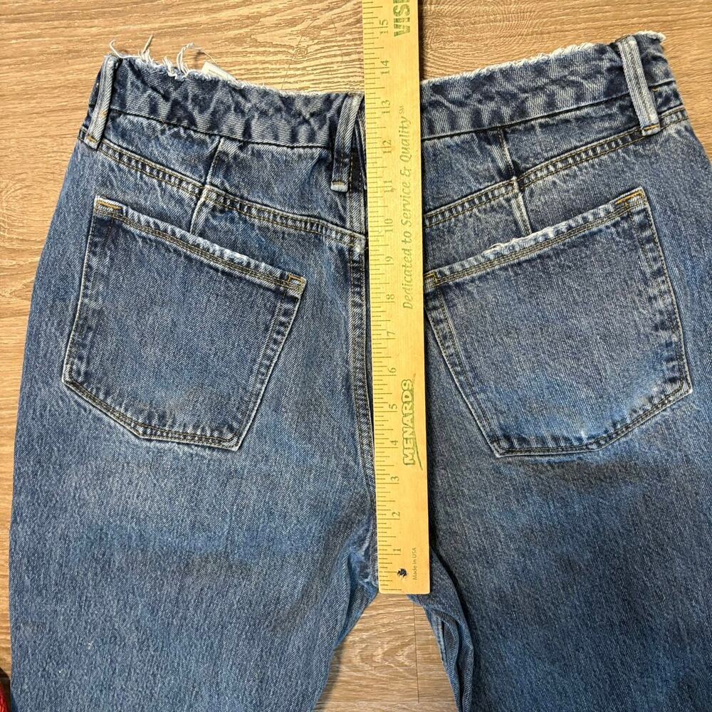 Good American Distressed Straight Leg Jeans Size 14 Frayed Waist Medium Wash​ - Picture 6 of 9